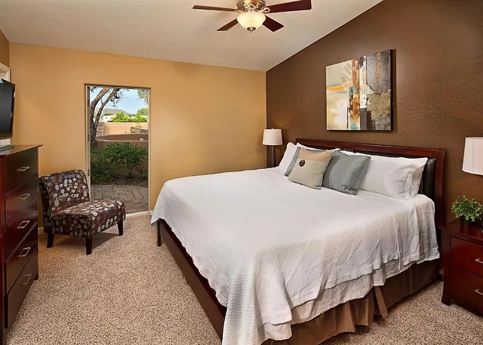 Luxury Estate, Heated Pool, Pickleball Court, Scottsdale